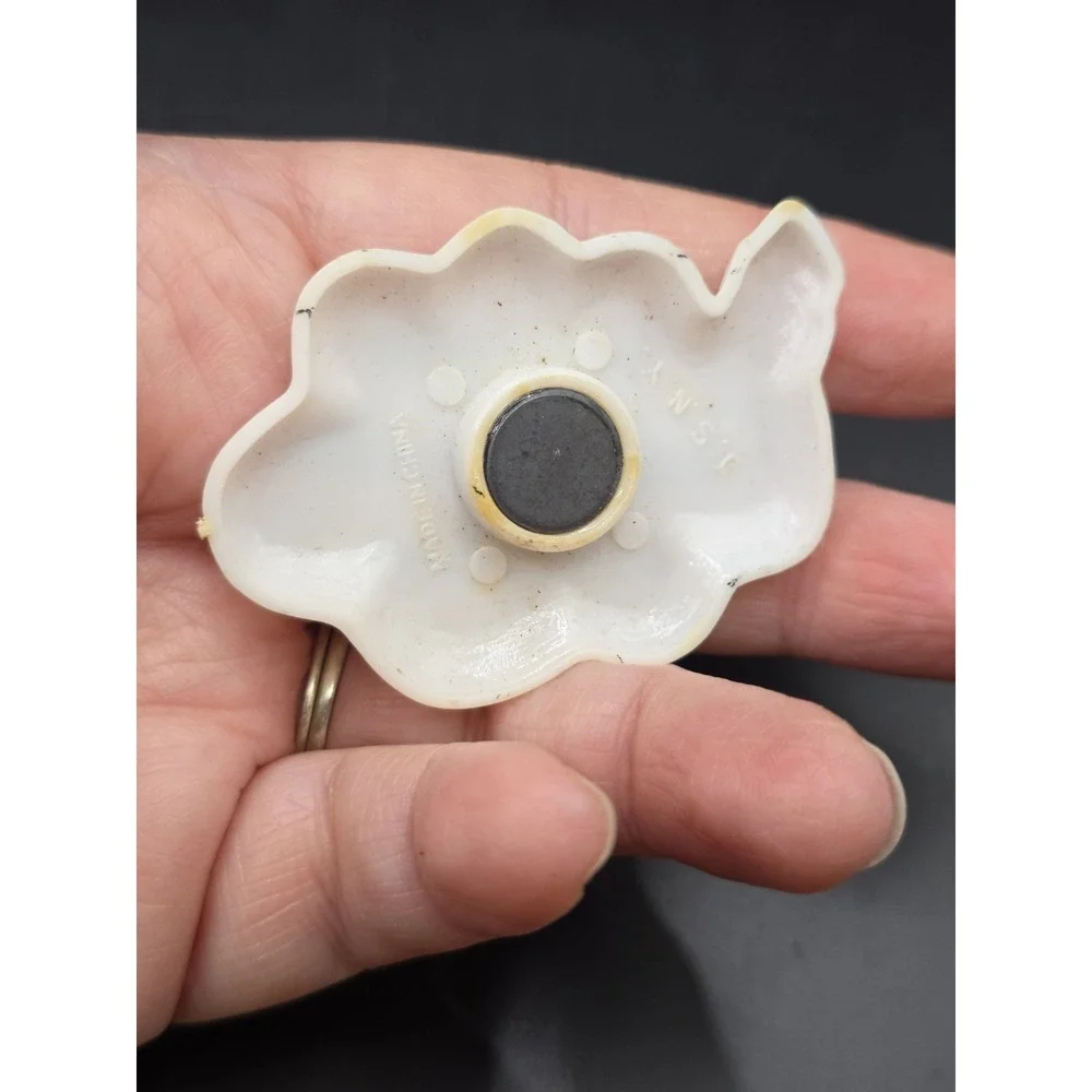 Plastic Phrase Bubble Fridge Magnet